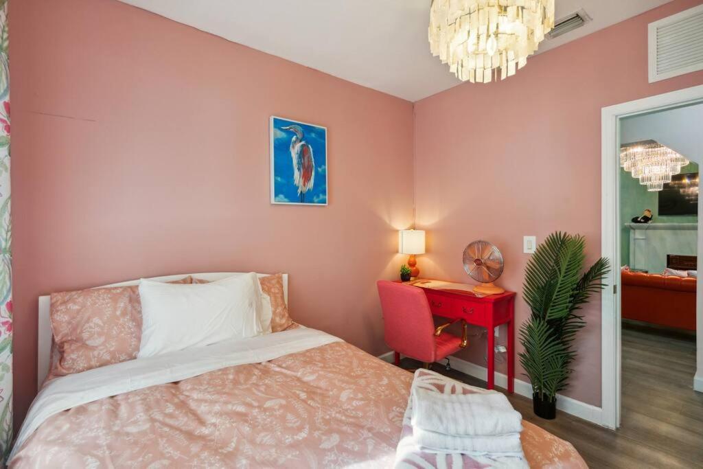 New! Havana Nights Villa ! Walk To Calle Ocho! Miami Kültér fotó
